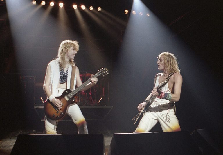 the-rock-review-def-leppard-pyromania