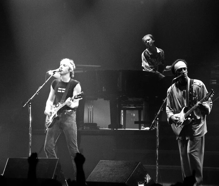 the-rock-review-dire-straits-love-over-gold