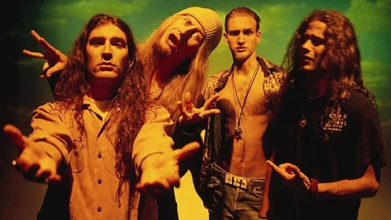 the-rock-review-alice-in-chains-dirt