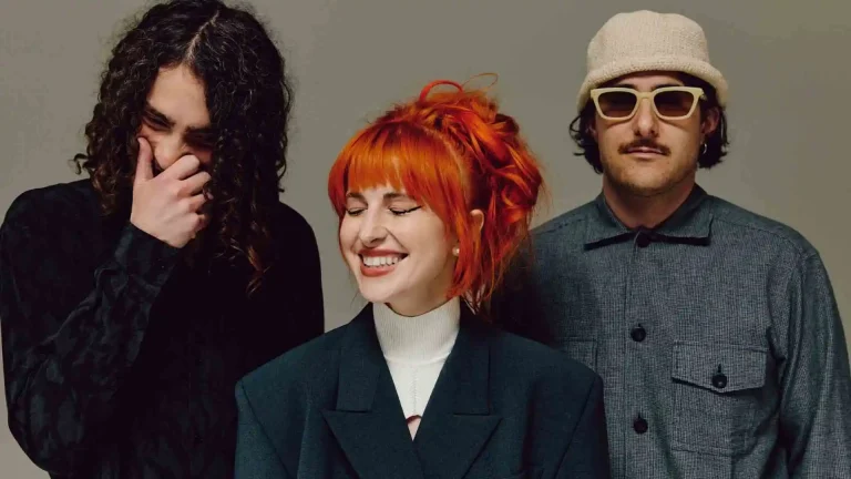 the-rock-review-vive-latino-2024