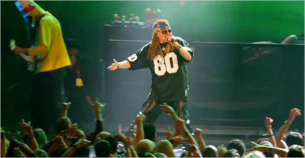 chinese-democracy-guns-n-roses-the-rock-review