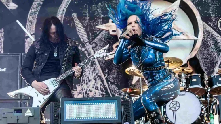 the-rock-review-arch-enemy-mexico-tour