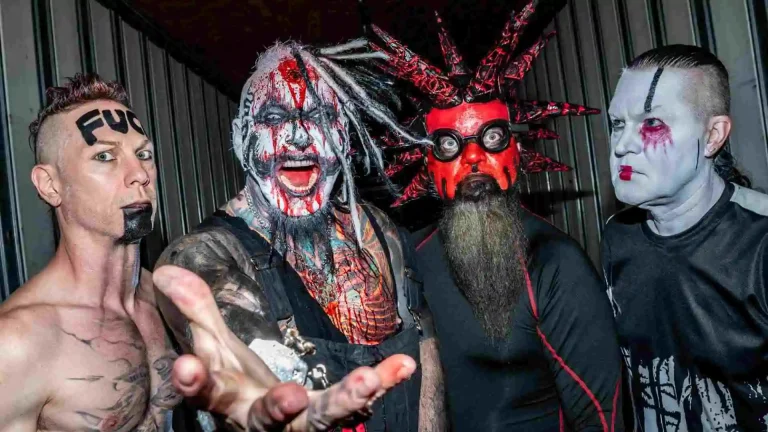 the-rock-review-nu-metal-revolution-fest-mexico-mudvayne